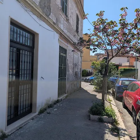Apartment Ciceri Tiny House Rom